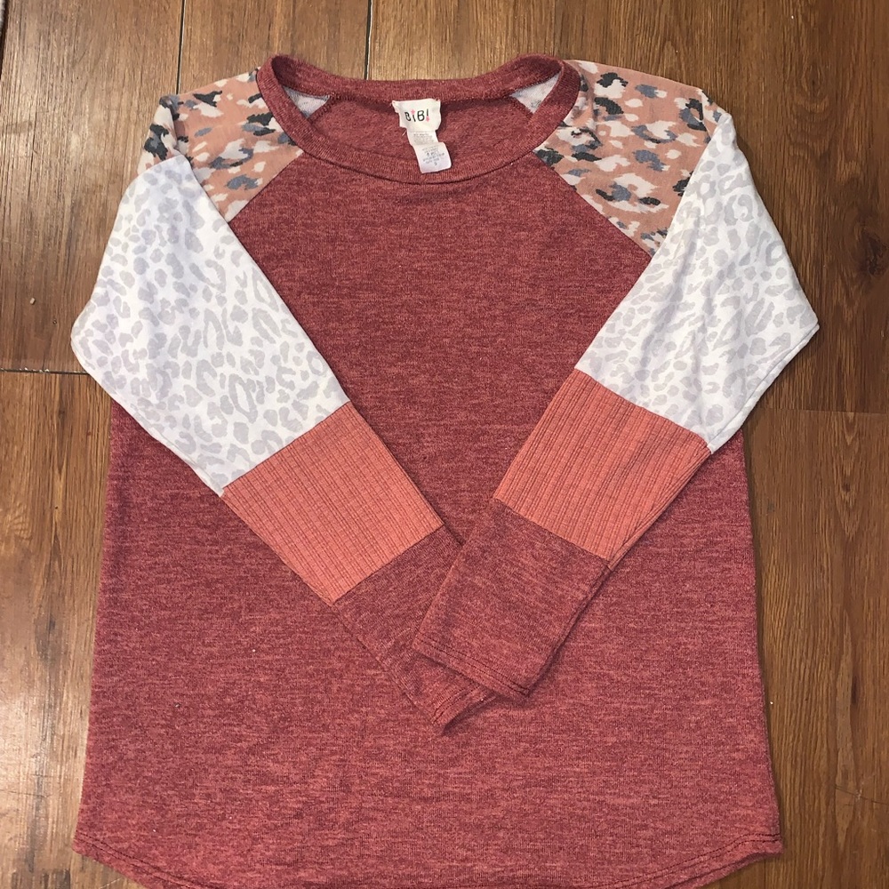 BiBi Women’s Color Block Long Sleeve
